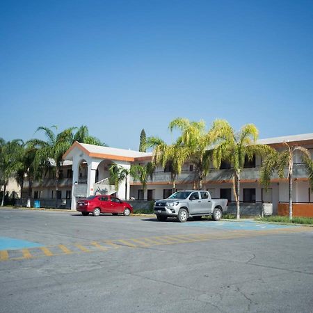 Capital O 88 Inn San Nicolas de los Garza Luaran gambar