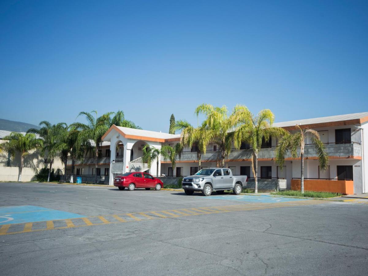 Capital O 88 Inn San Nicolas de los Garza Luaran gambar
